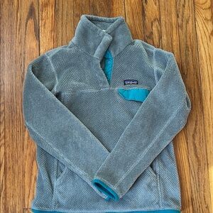 Patagonia Gray and Teal Fleece Pullover